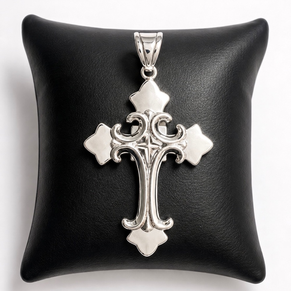925 Sterling Silver Cross Men’s Pendant
